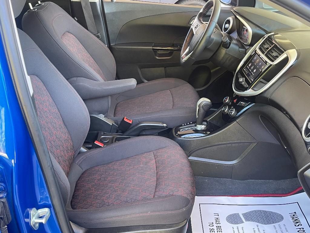 2019 Chevrolet Sonic Image 8