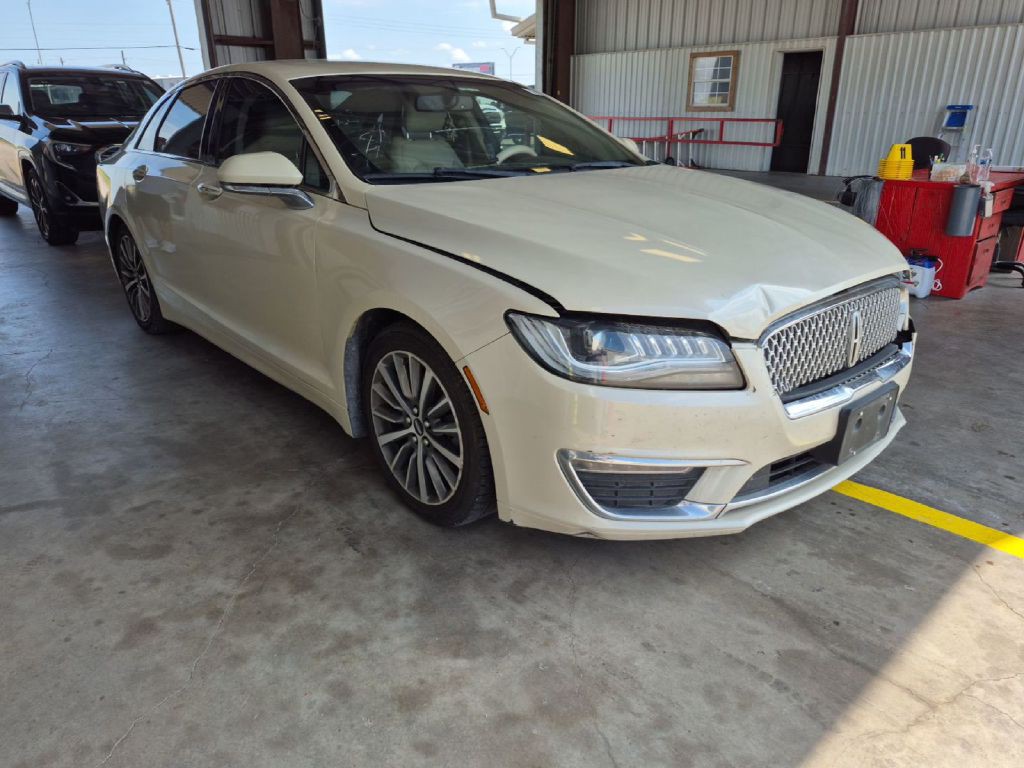 2018 Lincoln MKZ Image 1