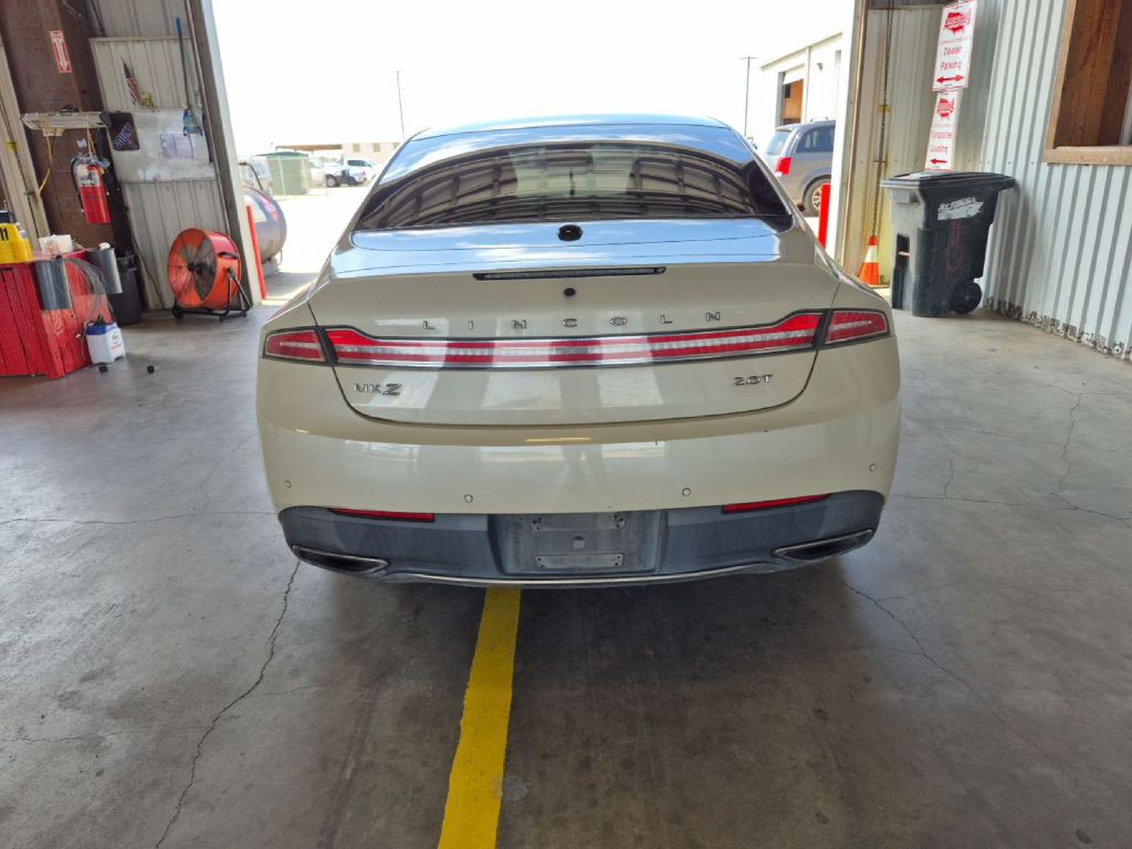 2018 Lincoln MKZ Image 3