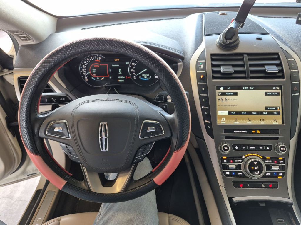 2018 Lincoln MKZ Image 7