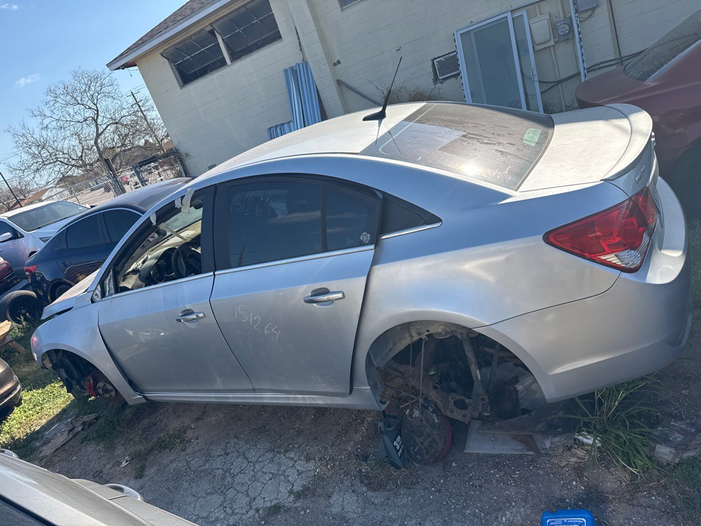 2011 Chevrolet Cruze Image 1