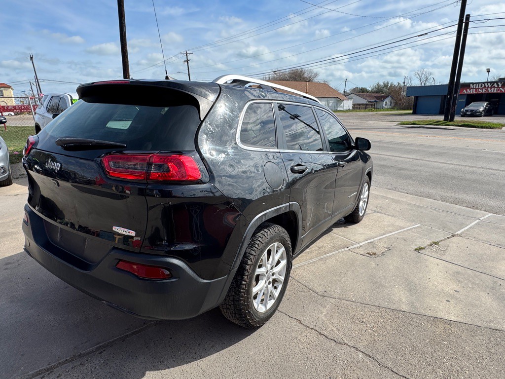 2016 Jeep Cherokee Image 5