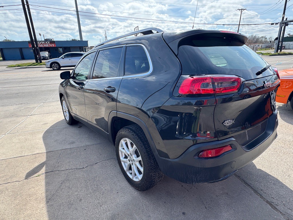 2016 Jeep Cherokee Image 7