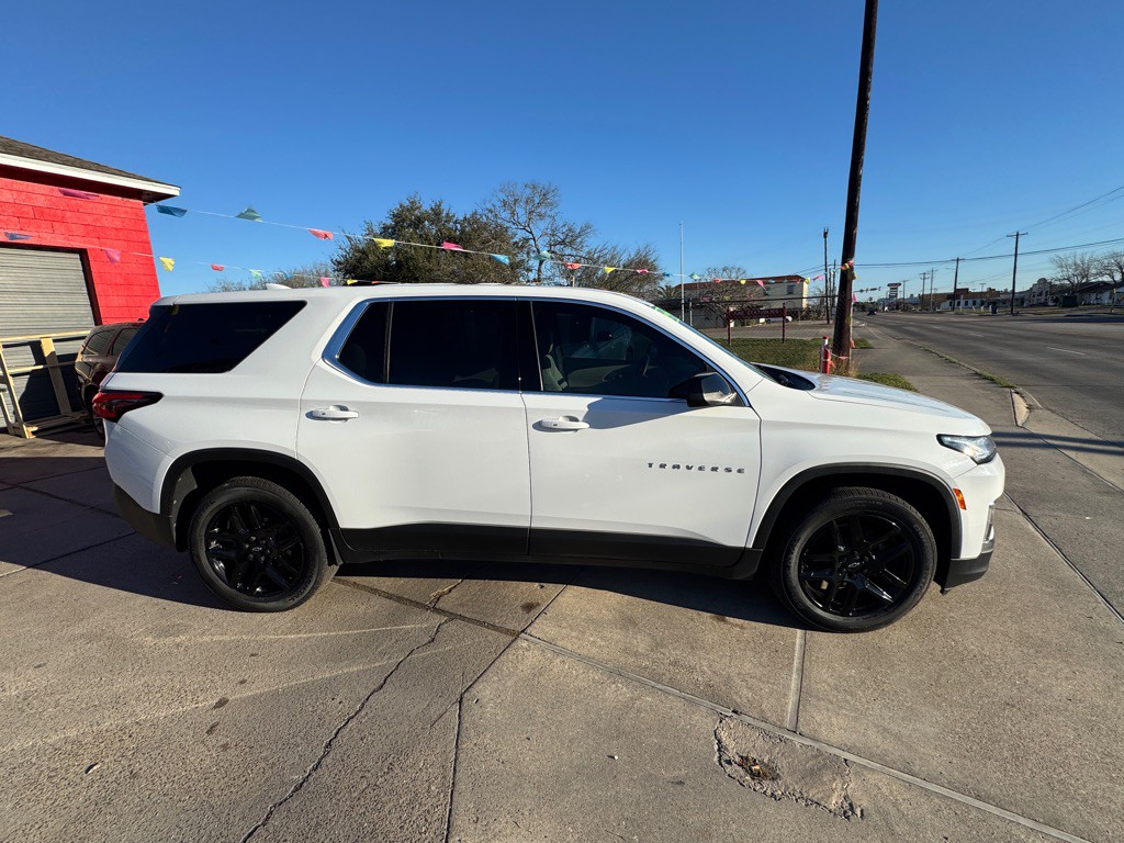 2022 Chevrolet Traverse Image 4
