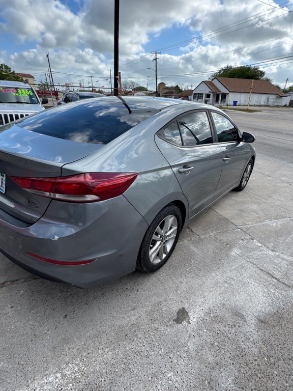 2018 Hyundai Elantra Image 5
