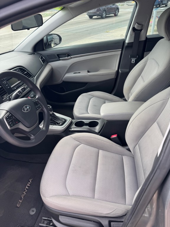 2018 Hyundai Elantra Image 9
