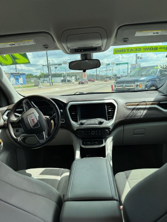 2020 GMC Acadia Image 7
