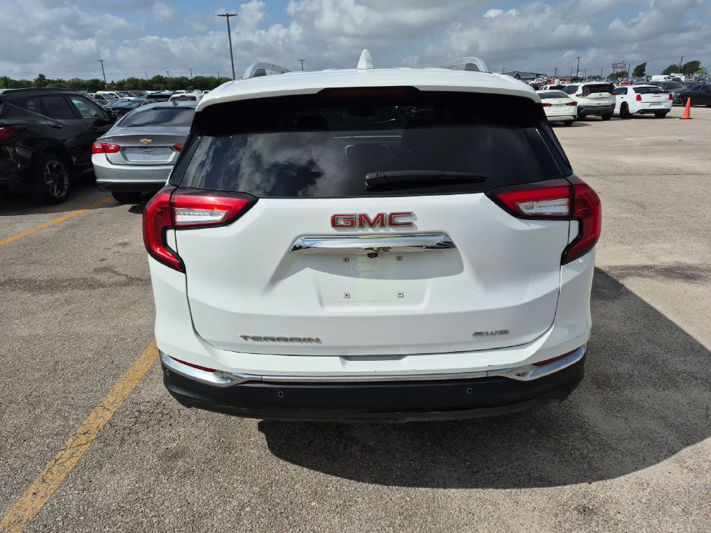 2023 GMC Terrain Image 6