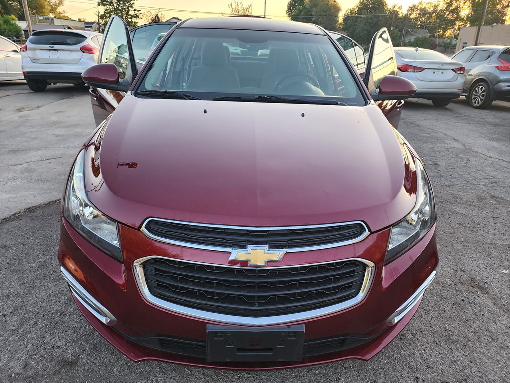 2015 Chevrolet Cruze Image 3