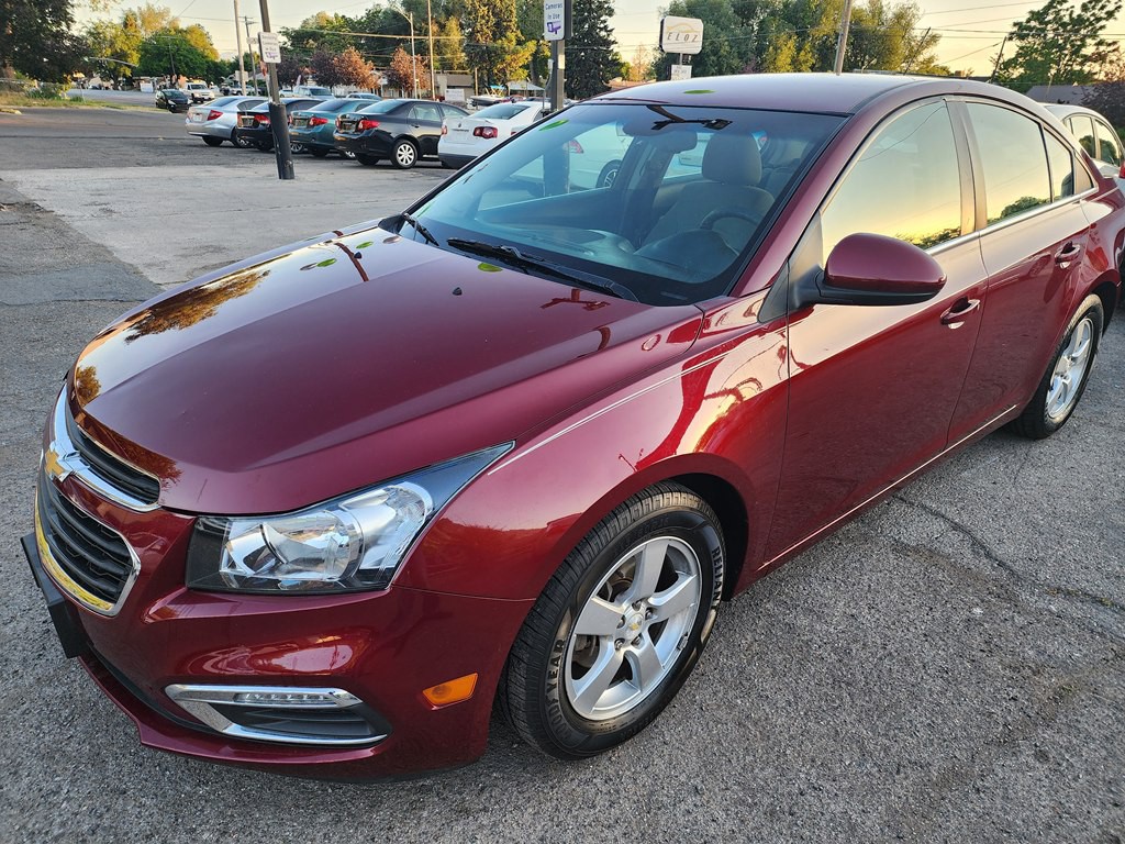 2015 Chevrolet Cruze Image 4