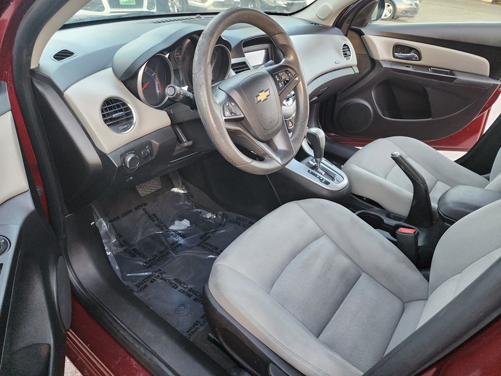 2015 Chevrolet Cruze Image 12
