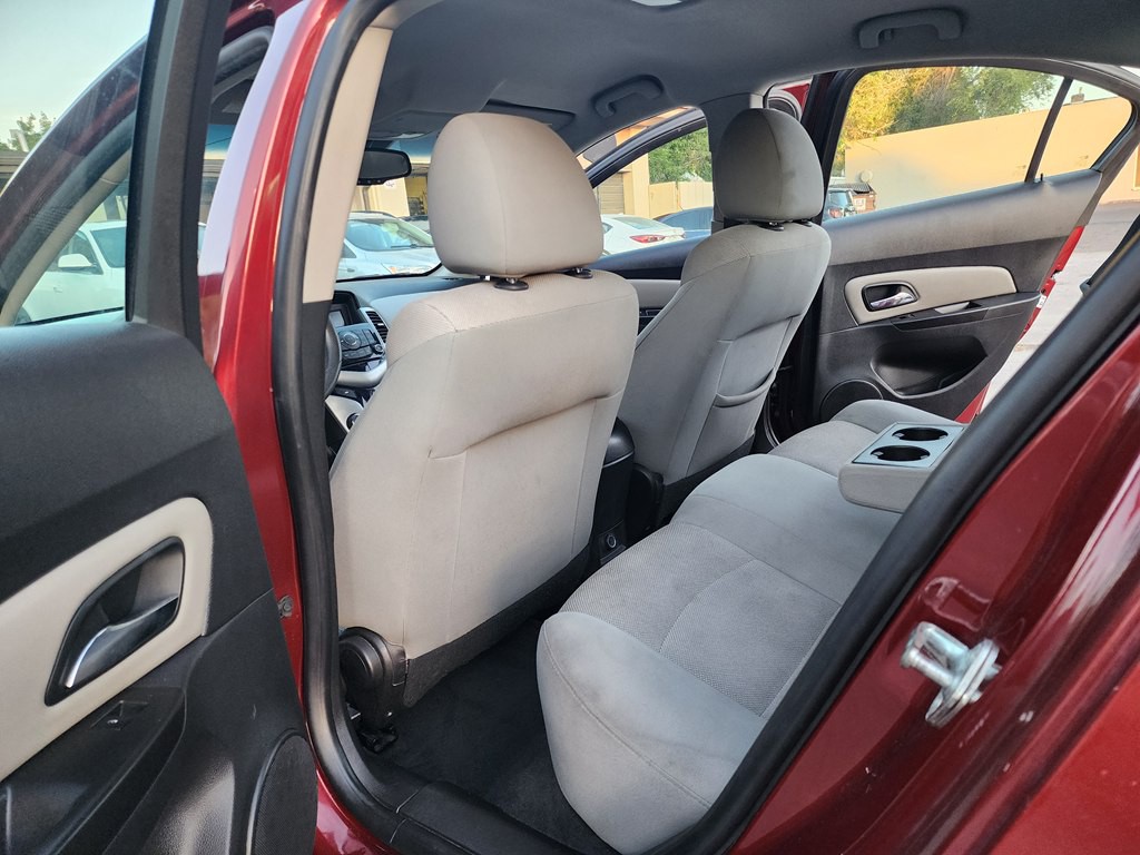 2015 Chevrolet Cruze Image 18