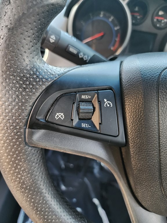 2015 Chevrolet Cruze Image 21