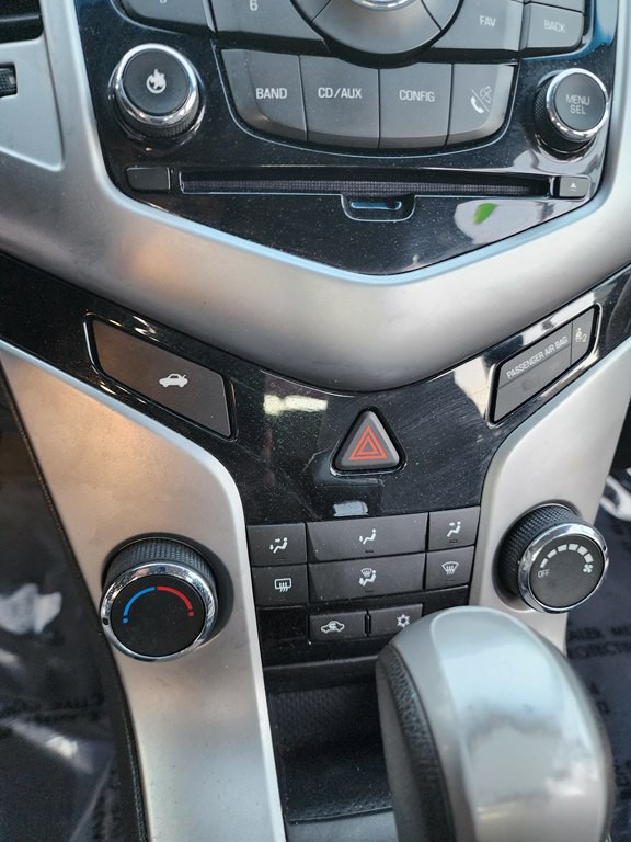 2015 Chevrolet Cruze Image 23
