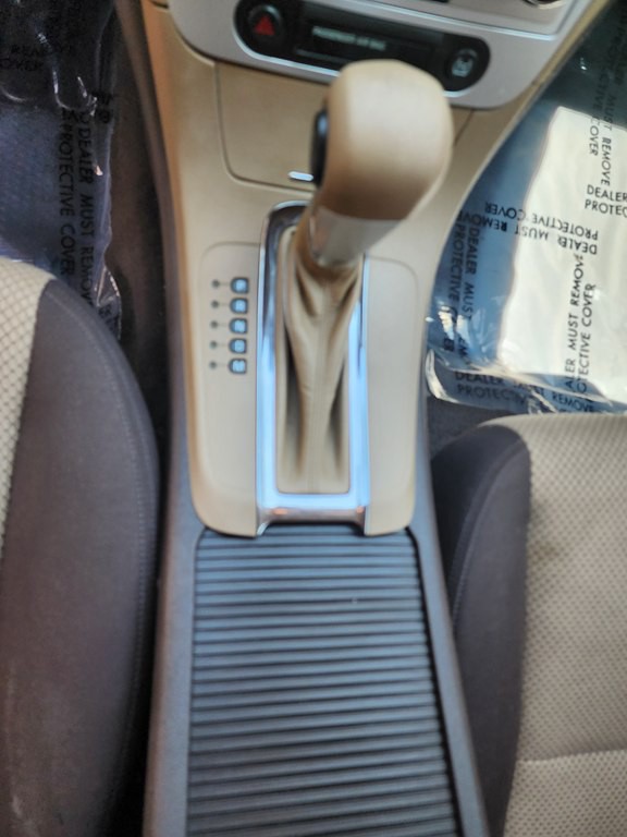 2011 Chevrolet Malibu Image 21