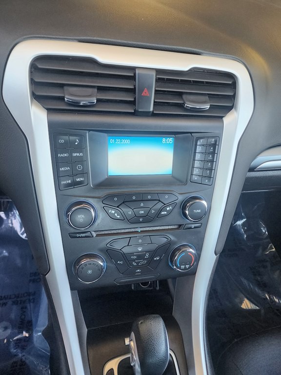 2015 Ford Fusion Image 24