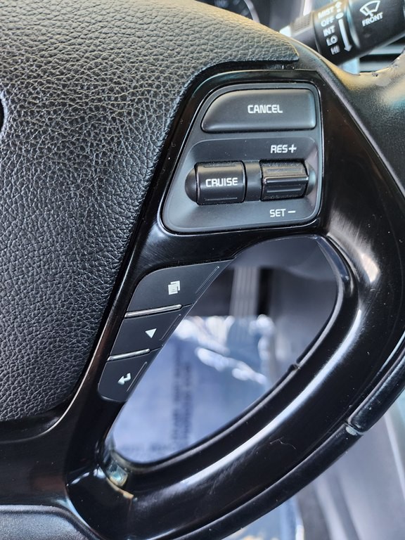 2017 Kia Forte Image 21