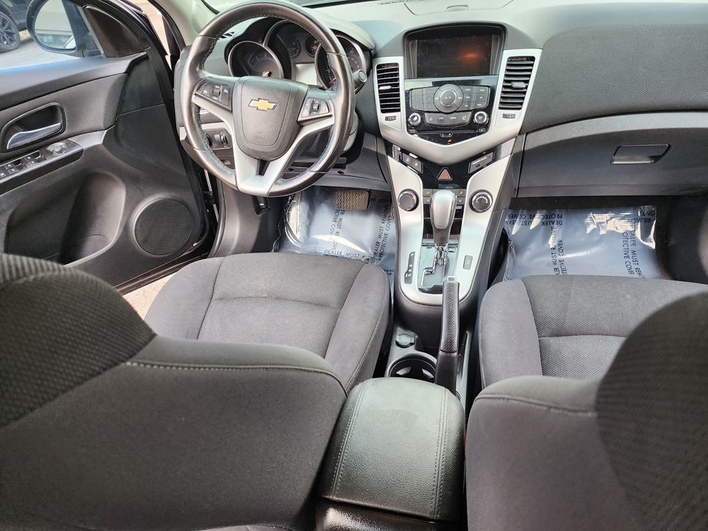 2014 Chevrolet Cruze Image 12