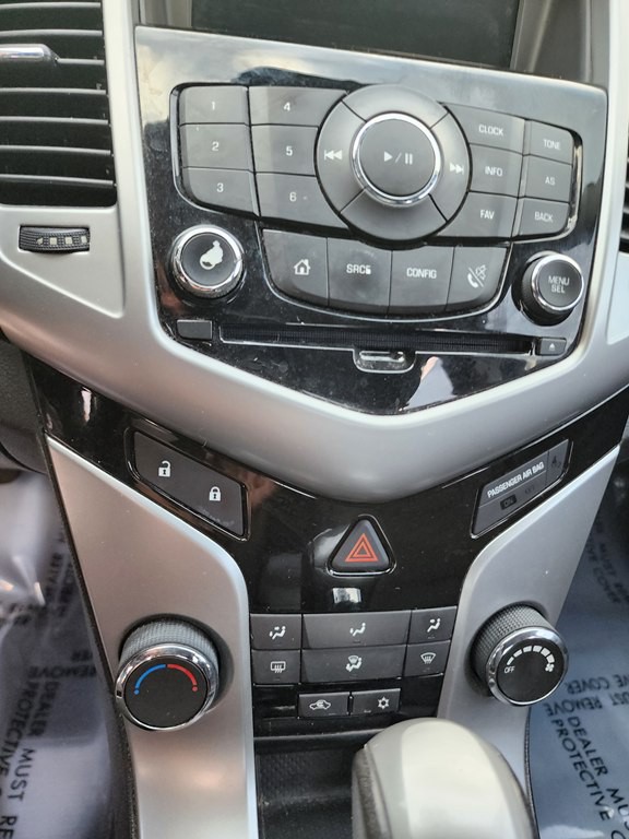 2014 Chevrolet Cruze Image 22