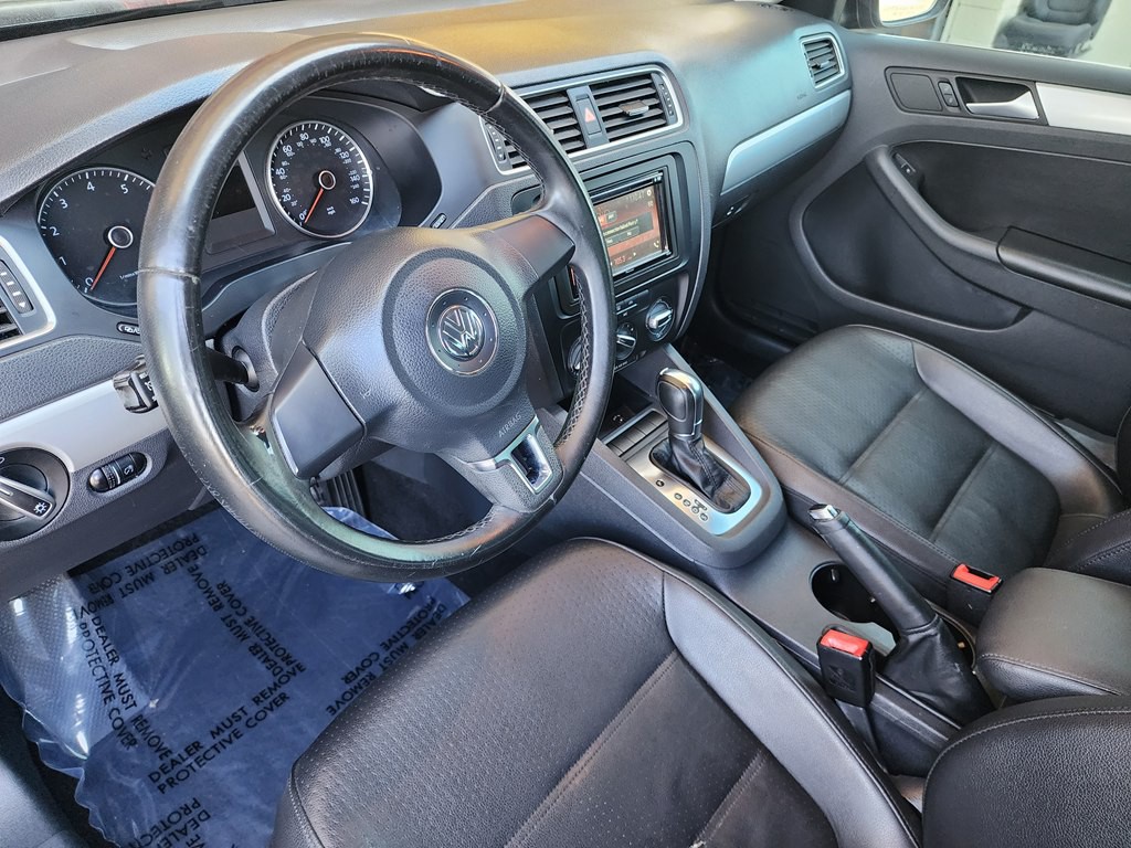 2013 Volkswagen Jetta Image 12