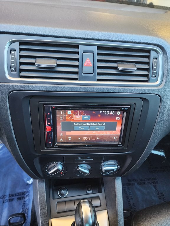 2013 Volkswagen Jetta Image 21