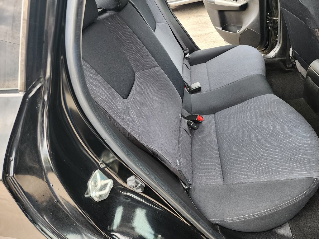 2010 Subaru Impreza Image 16