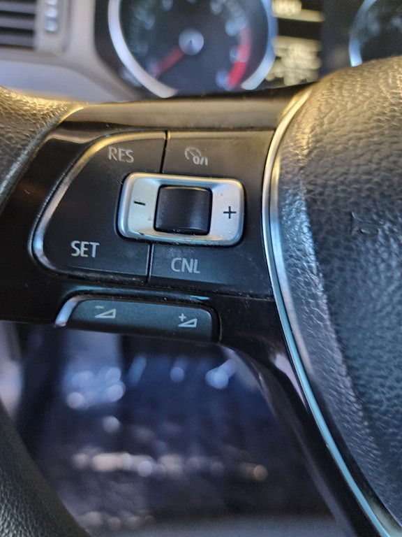 2016 Volkswagen Jetta Image 17