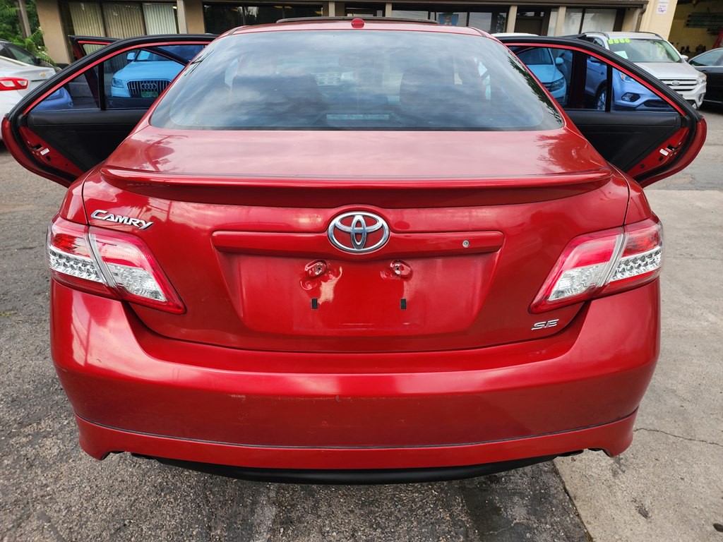 2011 Toyota Camry Image 5