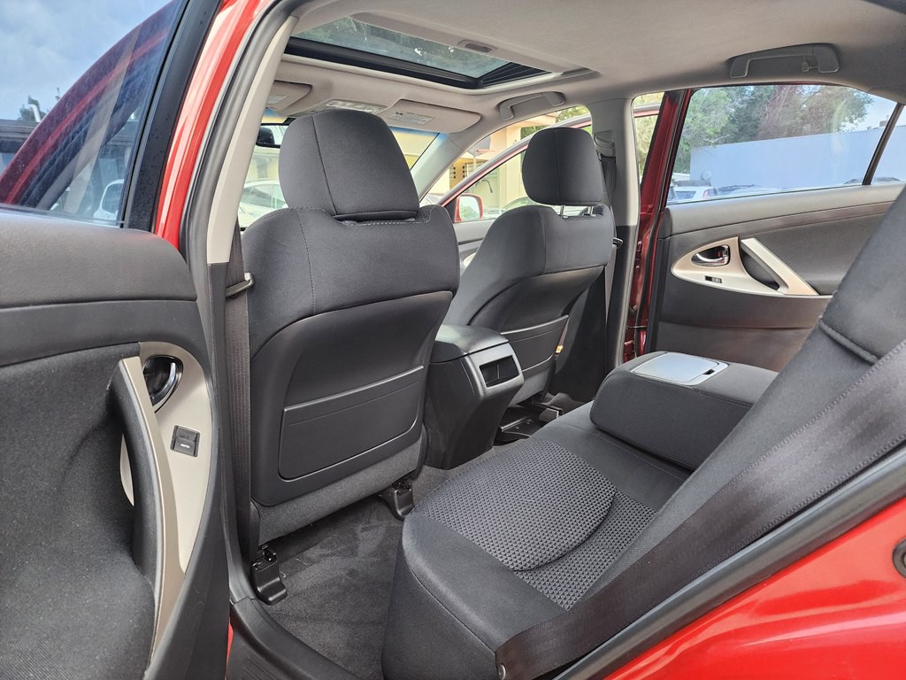 2011 Toyota Camry Image 16