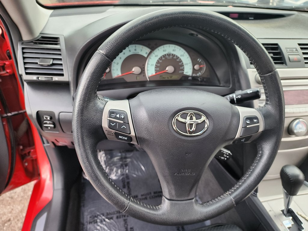 2011 Toyota Camry Image 18