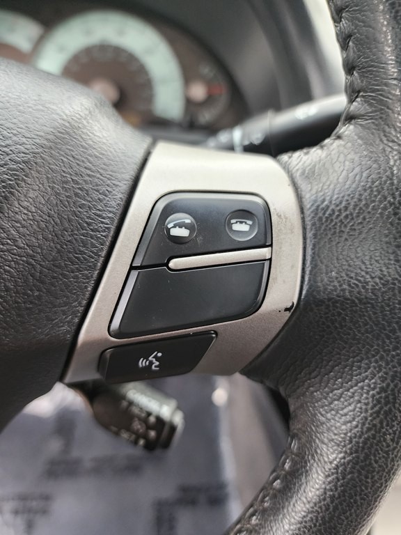 2011 Toyota Camry Image 19