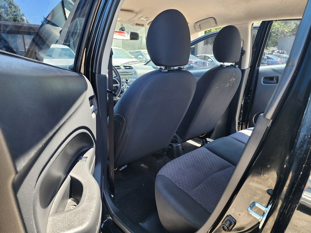 2017 Mitsubishi Mirage Image 16