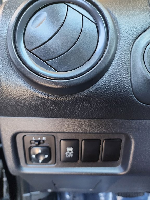 2017 Mitsubishi Mirage Image 24