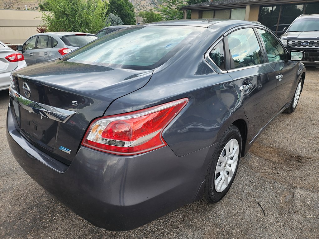 2013 Nissan Altima Image 8