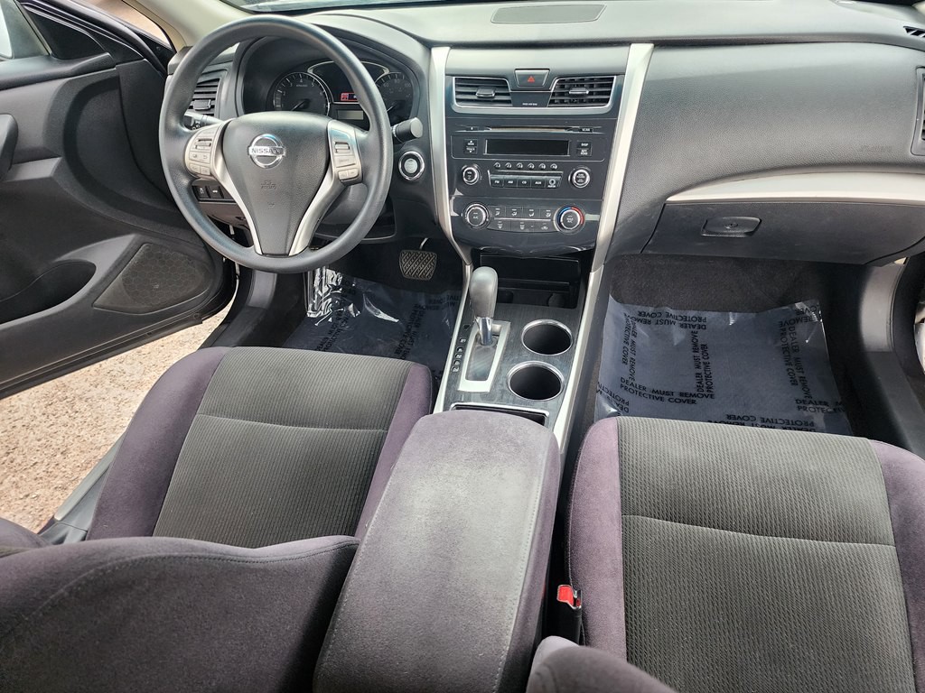 2013 Nissan Altima Image 10
