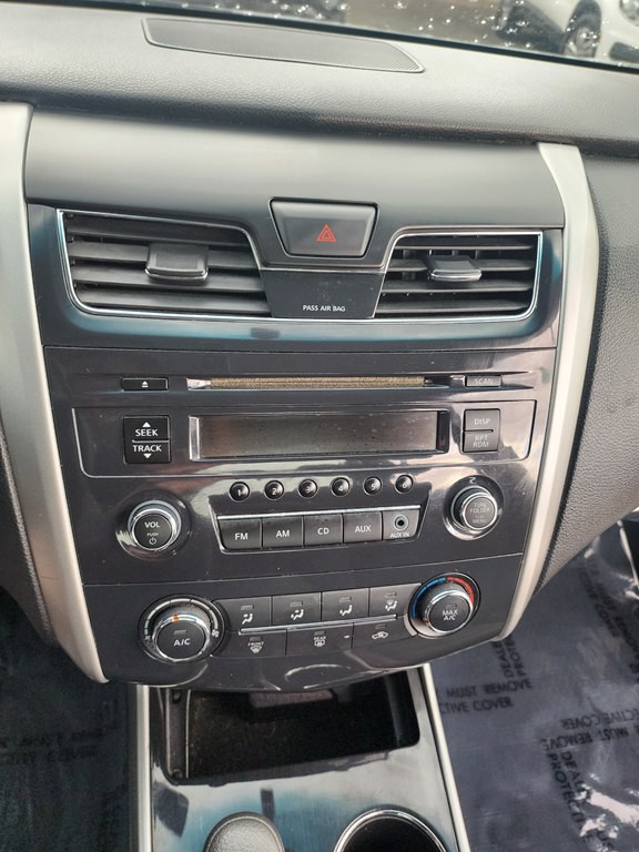 2013 Nissan Altima Image 17