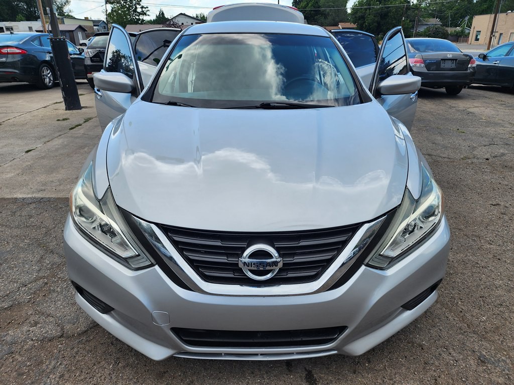 2016 Nissan Altima Image 3