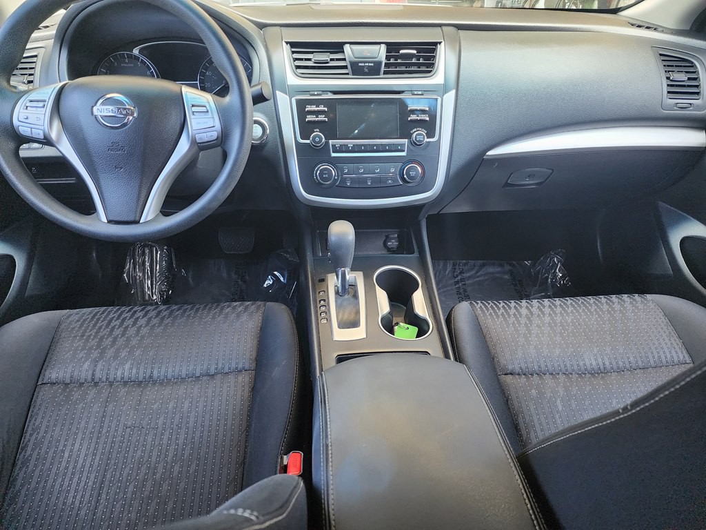 2016 Nissan Altima Image 13