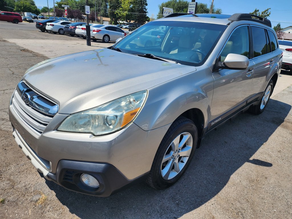 2014 Subaru Outback Image 4