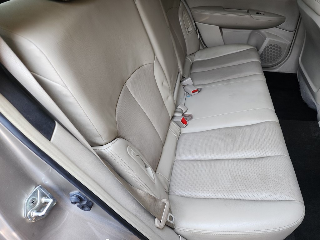 2014 Subaru Outback Image 18