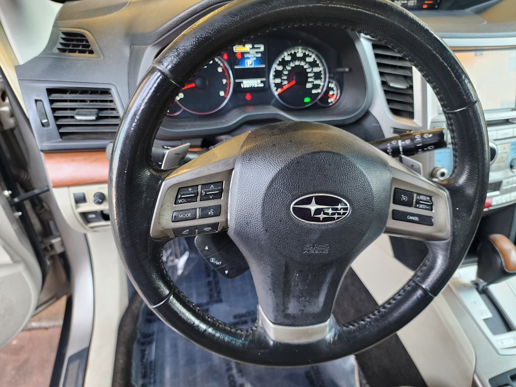 2014 Subaru Outback Image 23