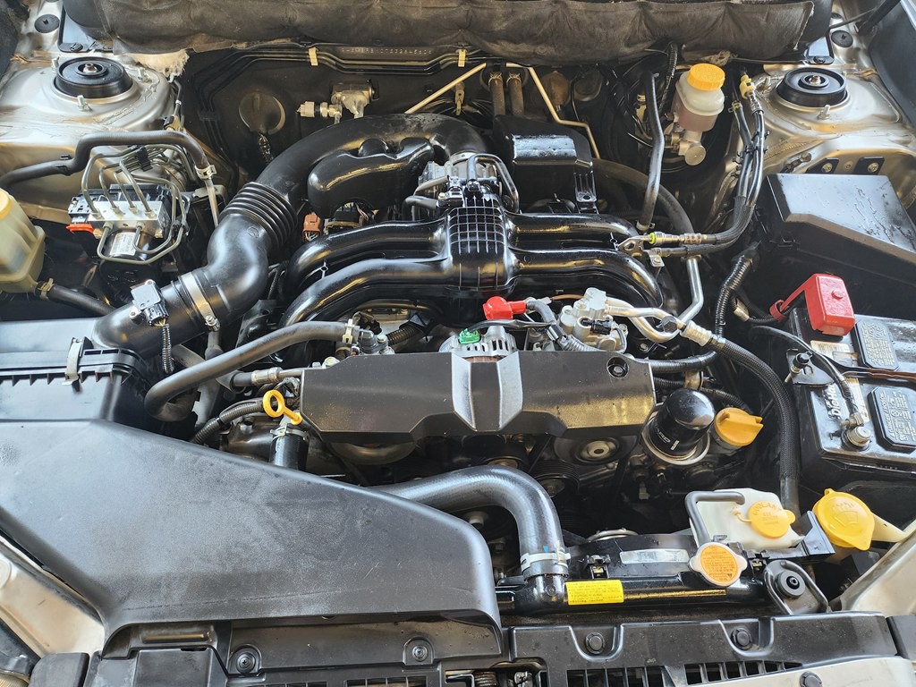 2014 Subaru Outback Image 33