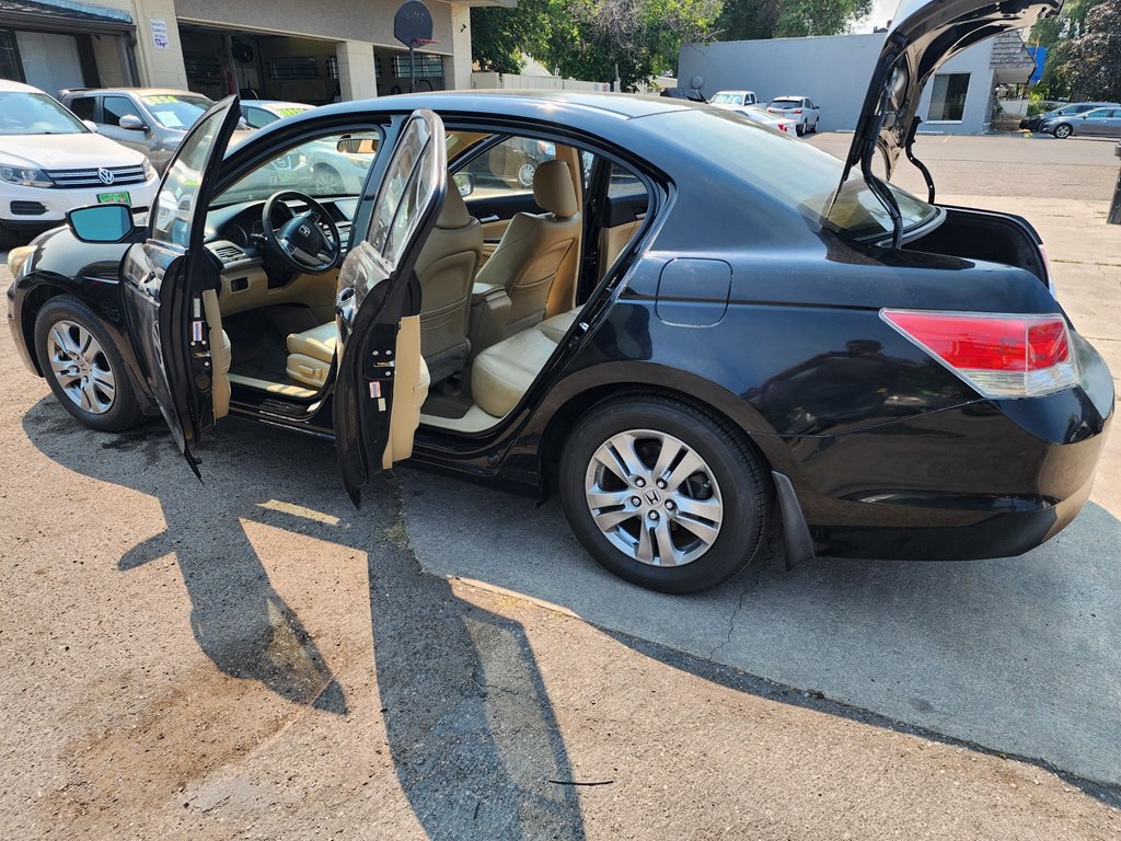 2011 Honda Accord Image 8
