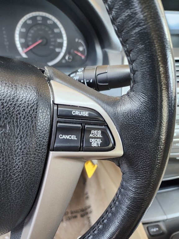 2011 Honda Accord Image 17
