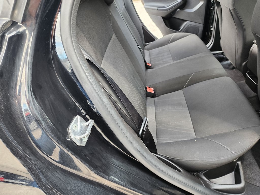 2018 Ford Focus Image 15