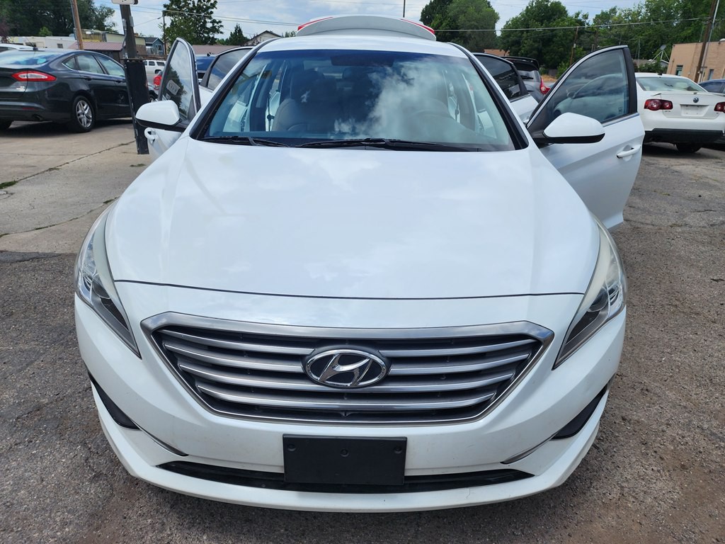 2017 Hyundai Sonata Image 3