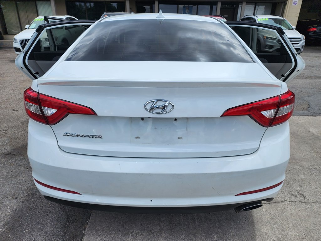 2017 Hyundai Sonata Image 6