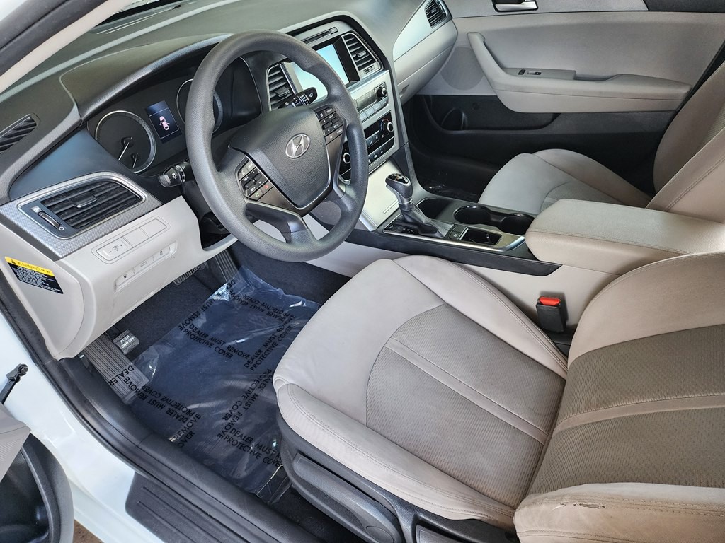 2017 Hyundai Sonata Image 12
