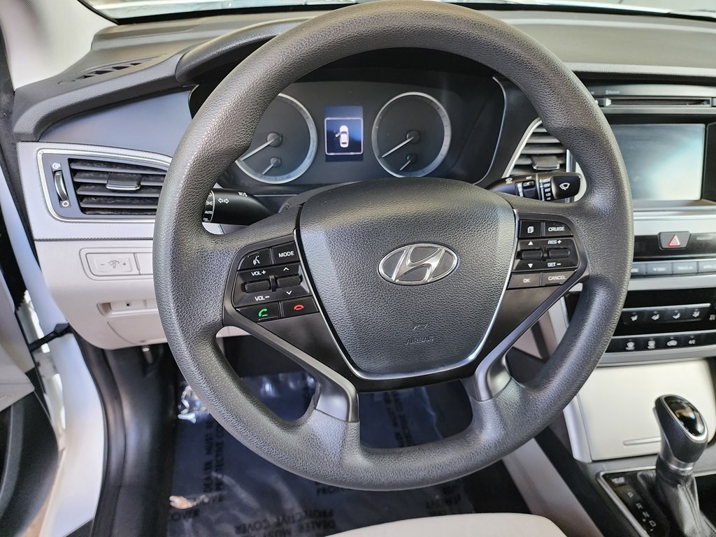 2017 Hyundai Sonata Image 18