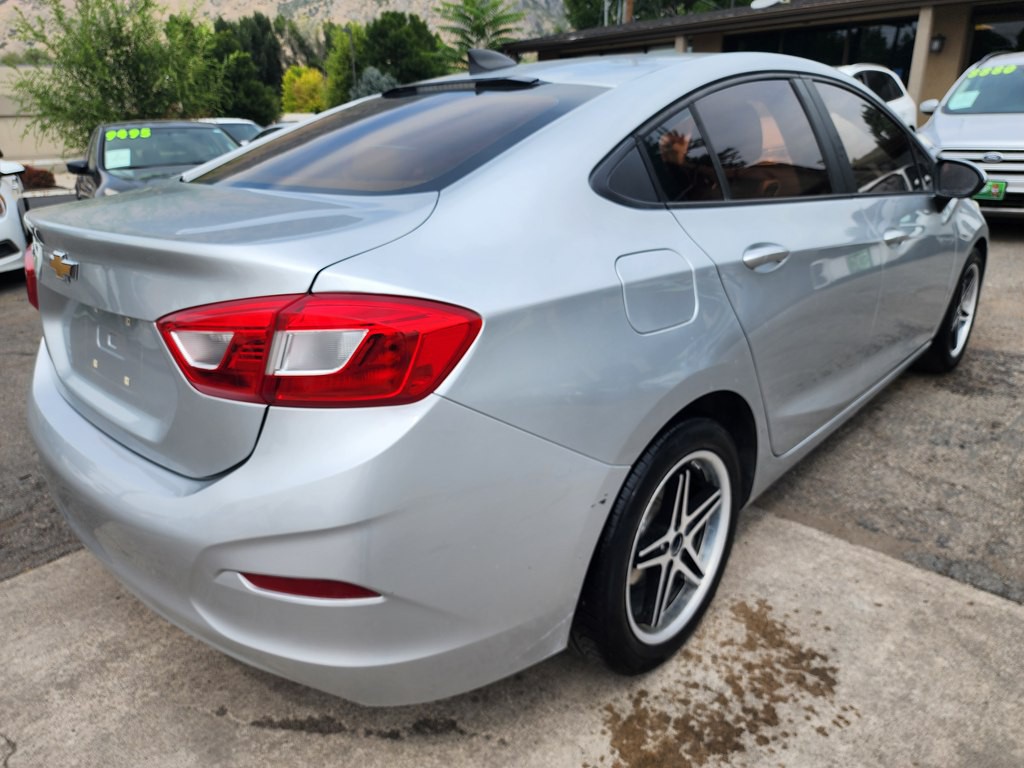 2017 Chevrolet Cruze Image 7